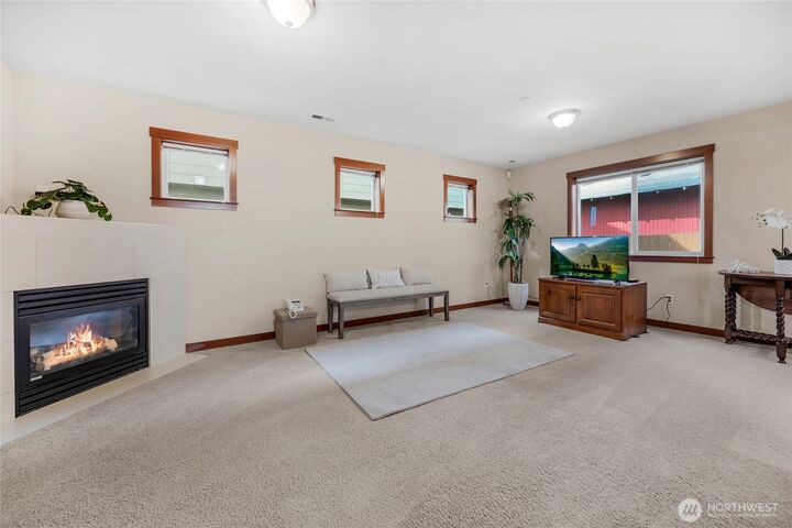 Property Photo: 12510 24th Place W WA 98204