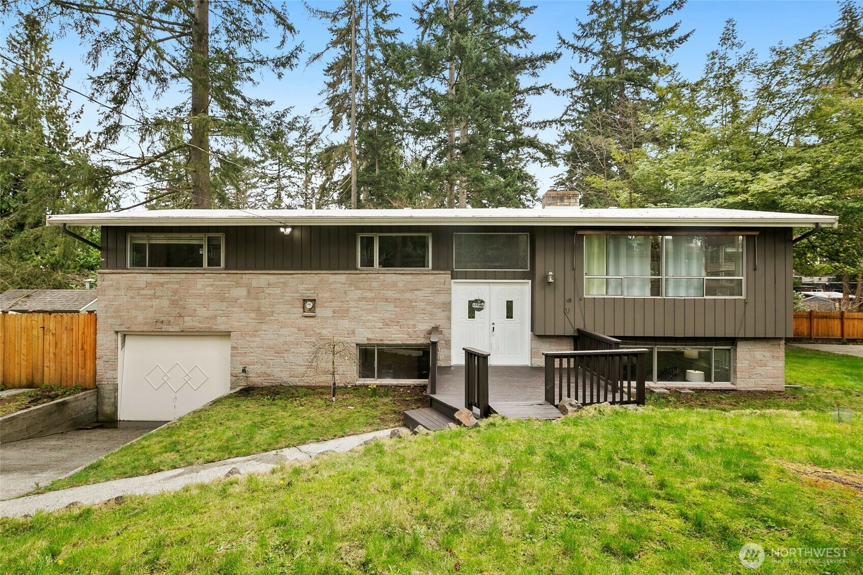Property Photo: 12704 8th Avenue NE WA 98125