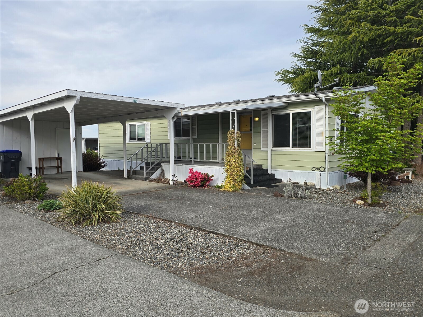 Property Photo: 50 Juniper Mobile Estates 50 WA 98382