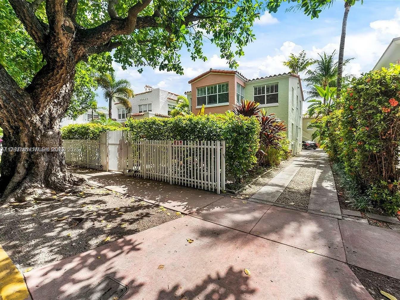 Property Photo:  929 Meridian Ave 3  FL 33139 