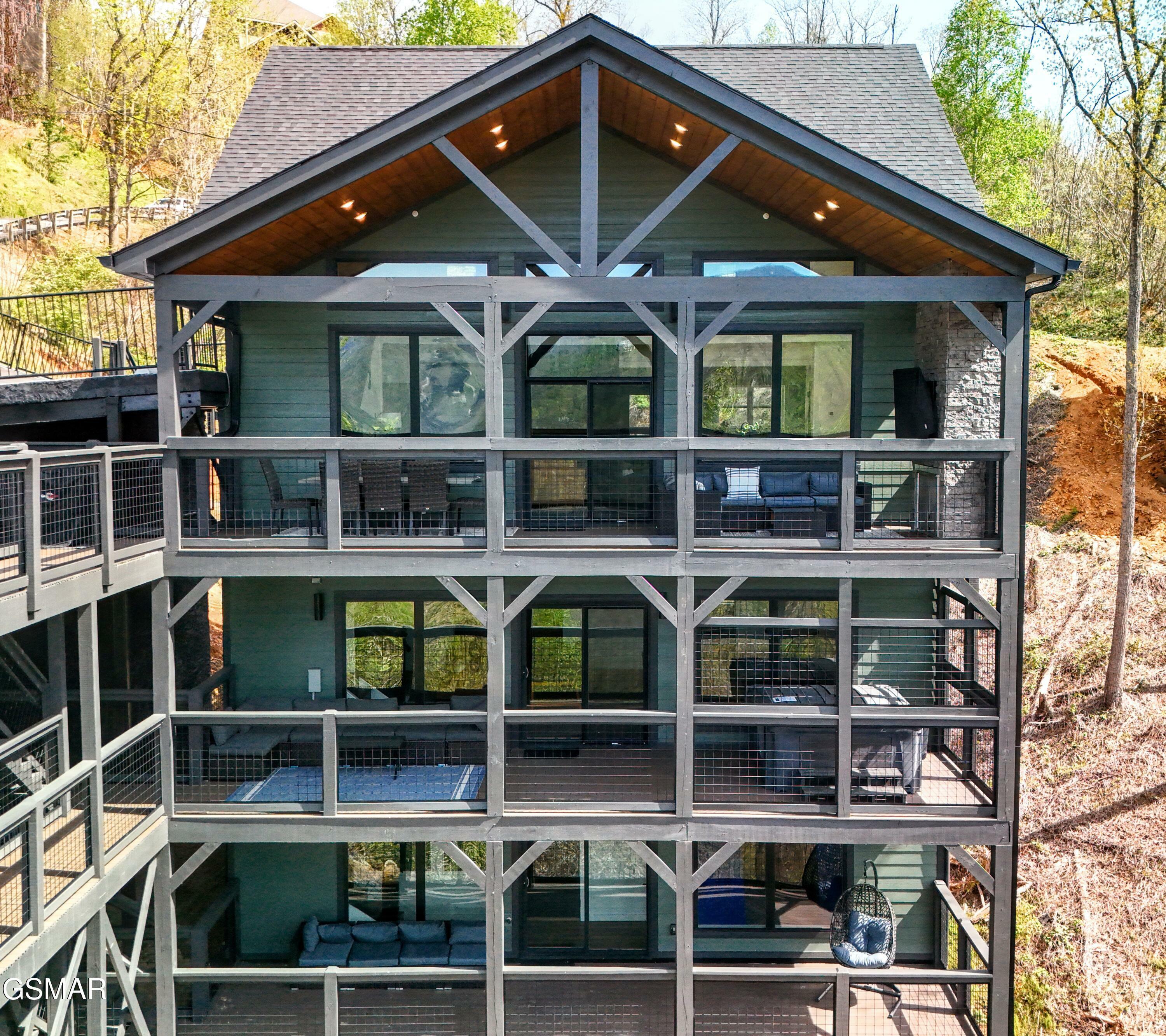 Property Photo: 309 Pinnacle Drive TN 37738