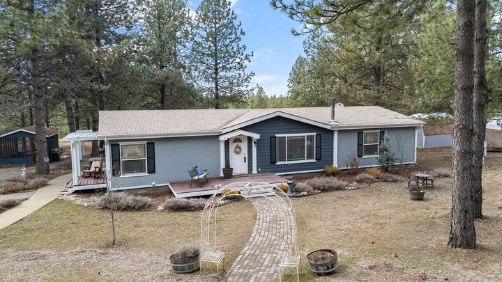 11824 E Laurel Rd  Elk WA 99009 photo