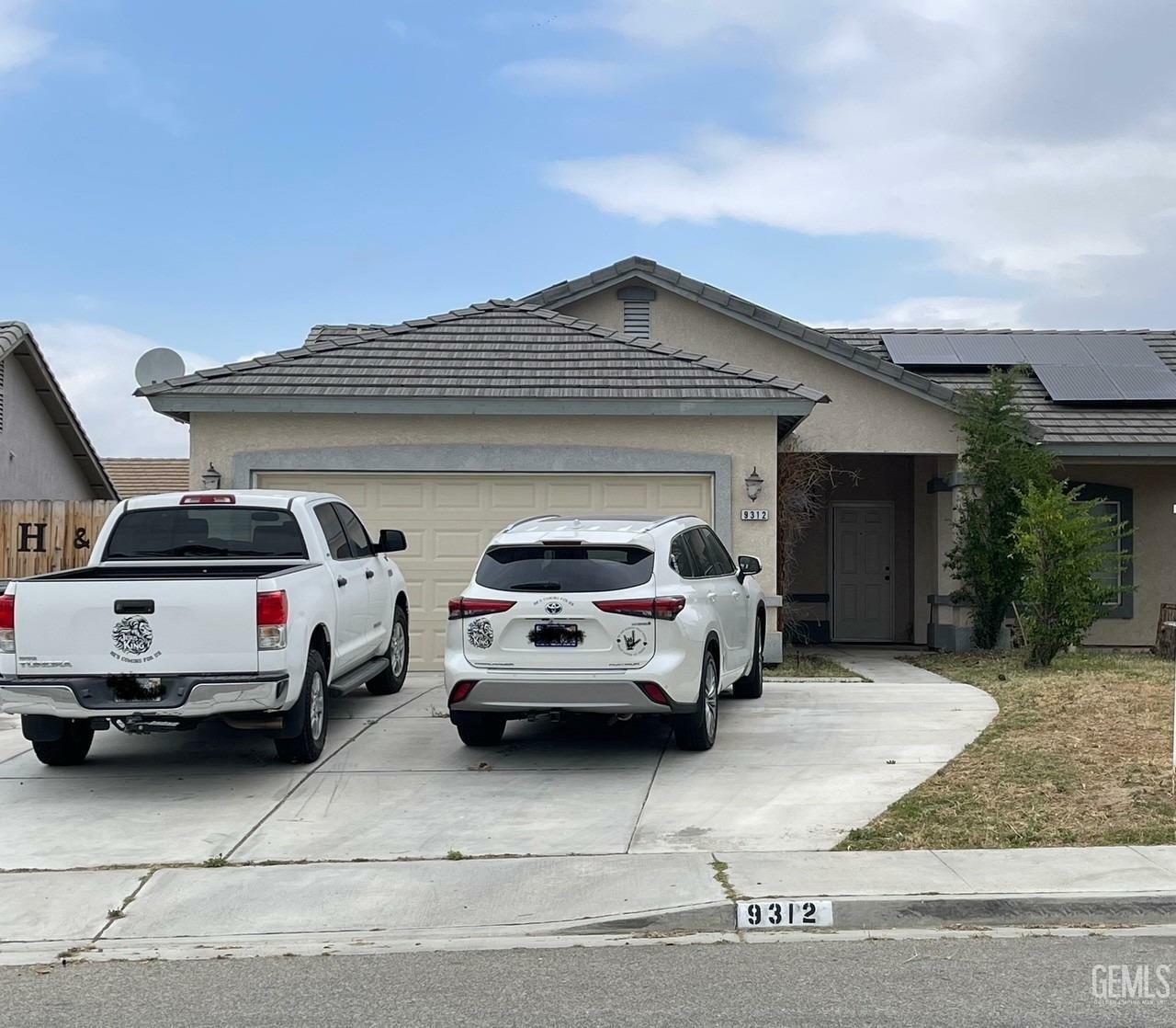 Property Photo: 9312 Rhine Valley Drive CA 93306