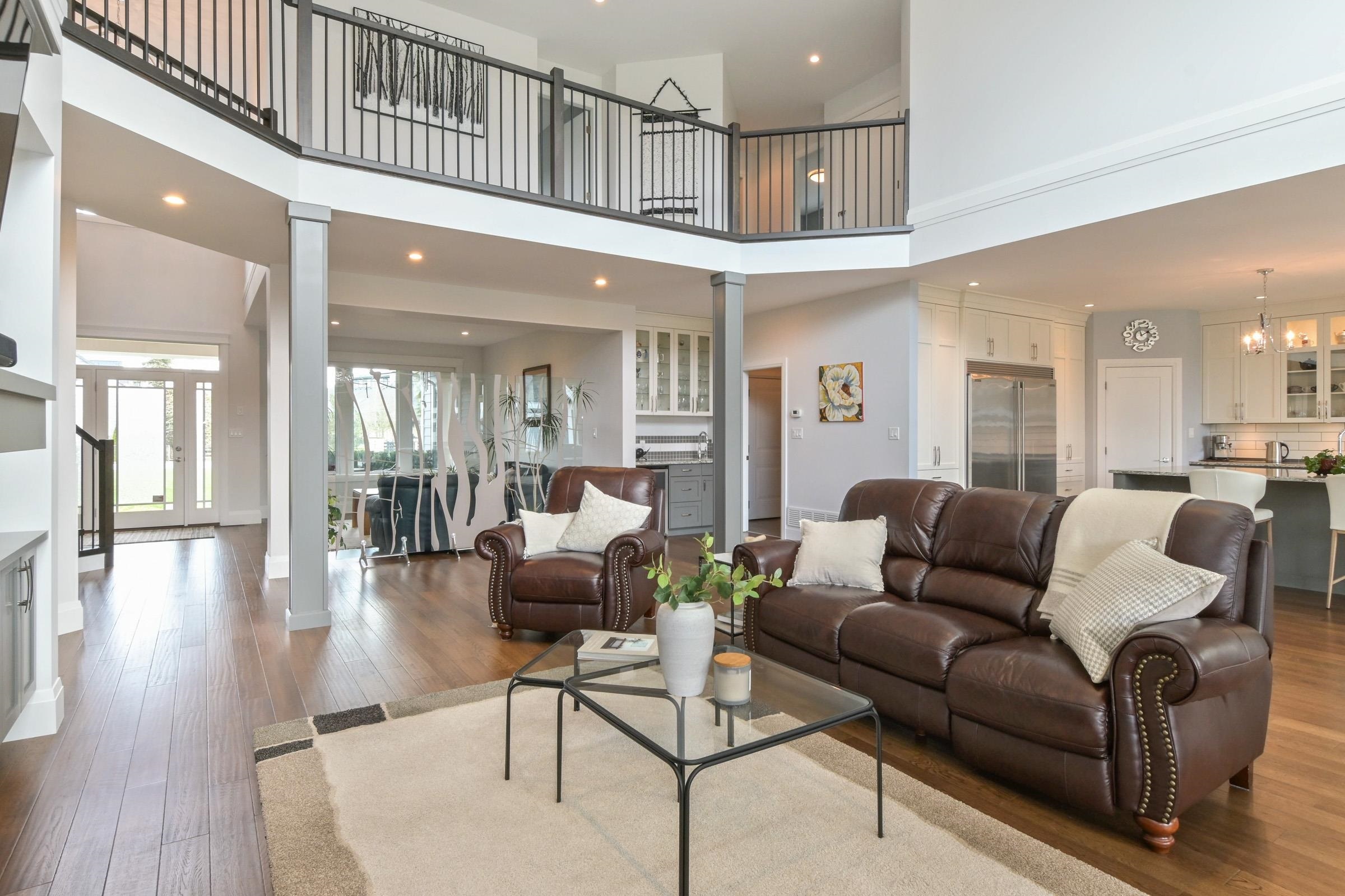 Property Photo: 701 200 Street BC V2Z 1V9