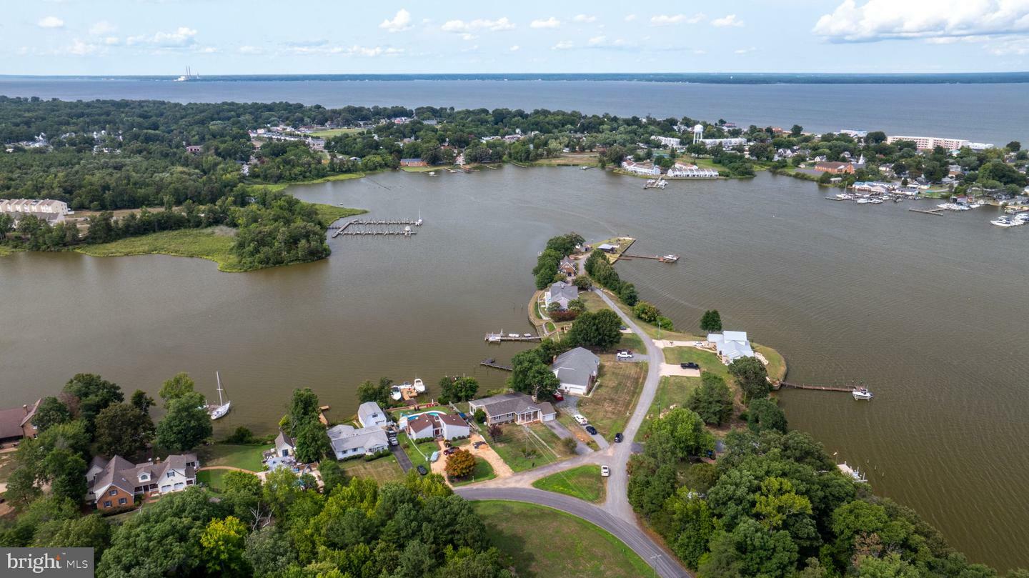 Property Photo: 21 Waterview Point VA 22443