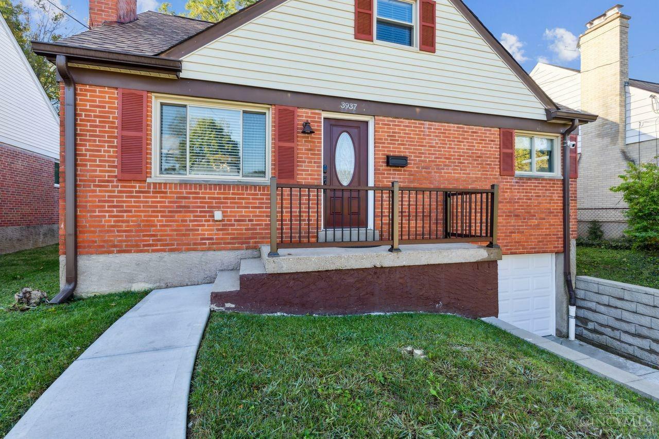 3937 S Fordham Place  Silverton OH 45213 photo