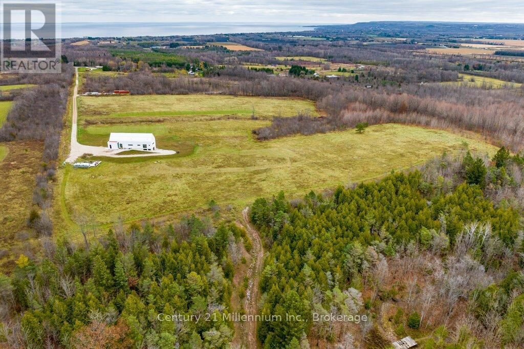 Property Photo:  138406 Grey Road 112  ON N4L 1W5 