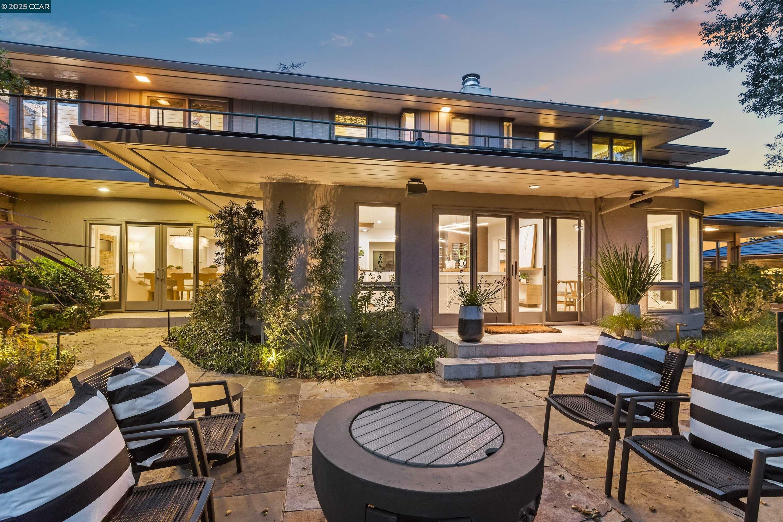 Property Photo: 1121 Estates Dr CA 94549