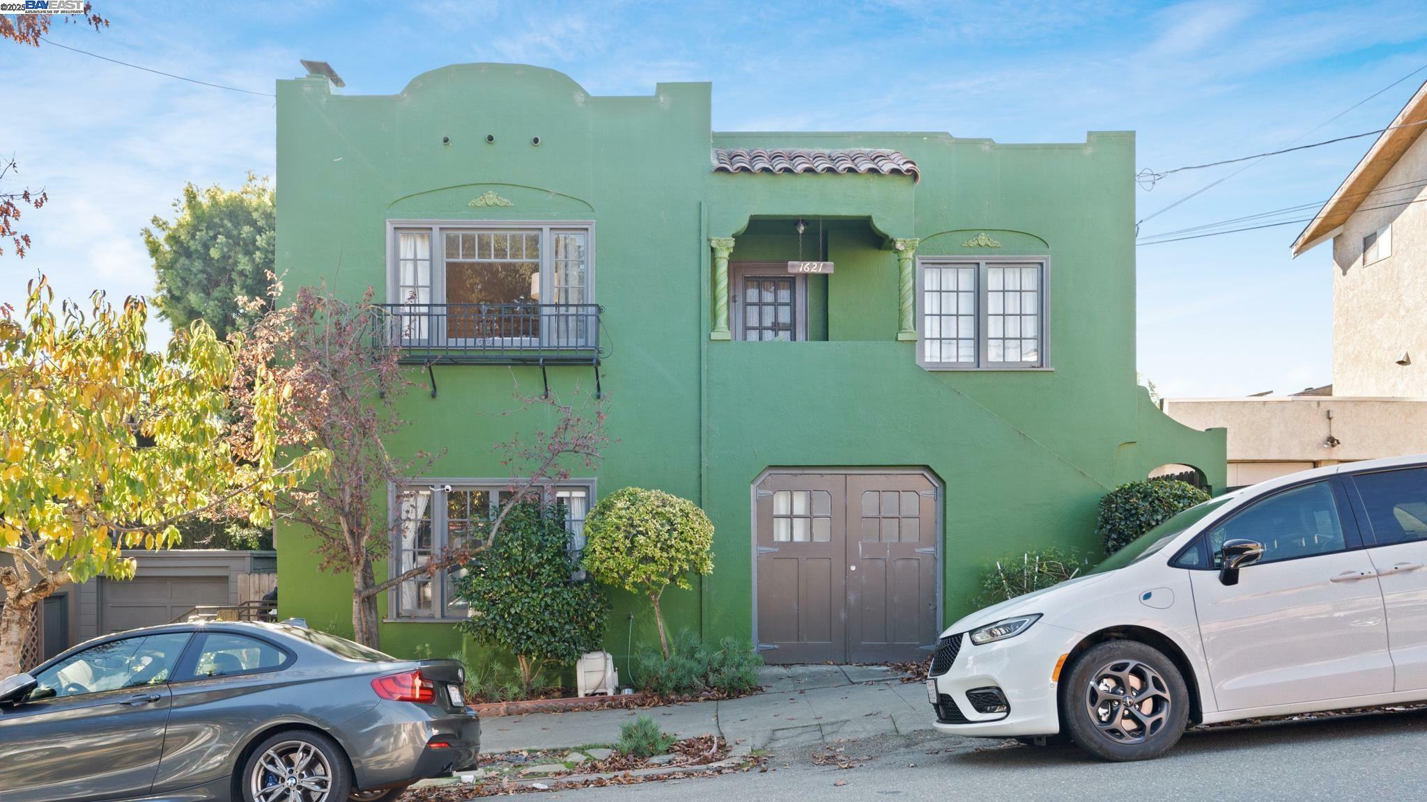 1621 E 38th St  Oakland CA 94602 photo