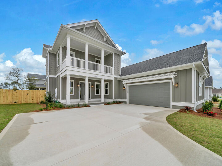 Property Photo: 621 Chamomile Court FL 32578