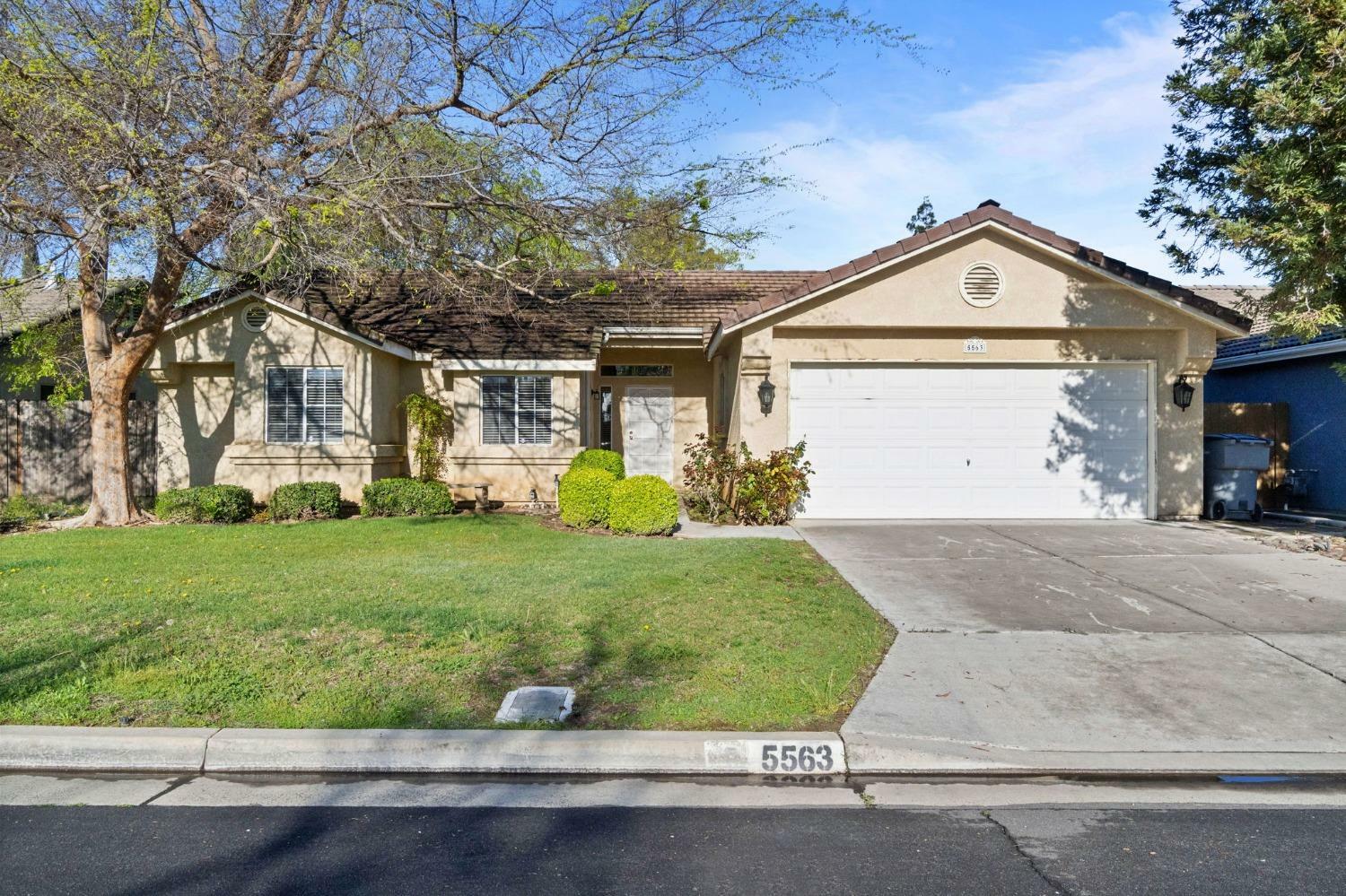 Property Photo:  5563 N Delbert  CA 93722 