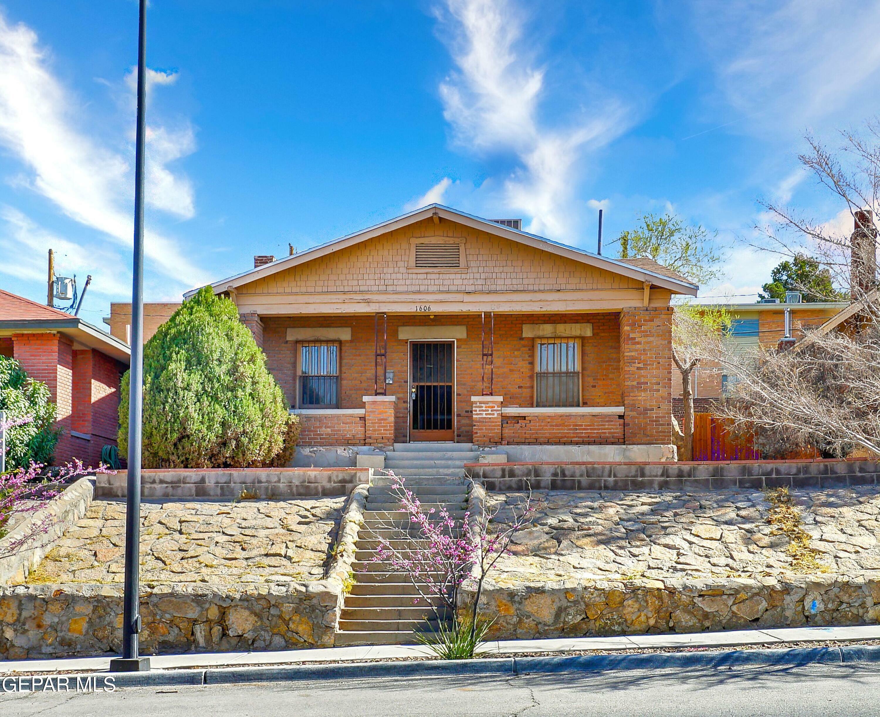 1606 Hawthorne Street  El Paso TX 79902 photo