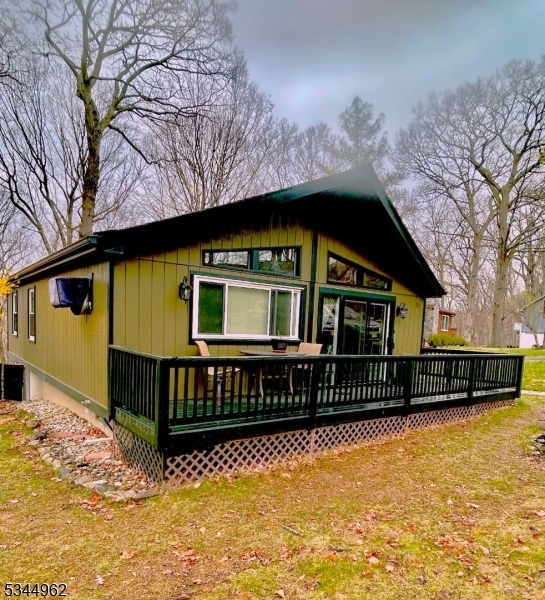 Property Photo: 27 Mark Dr NJ 08829