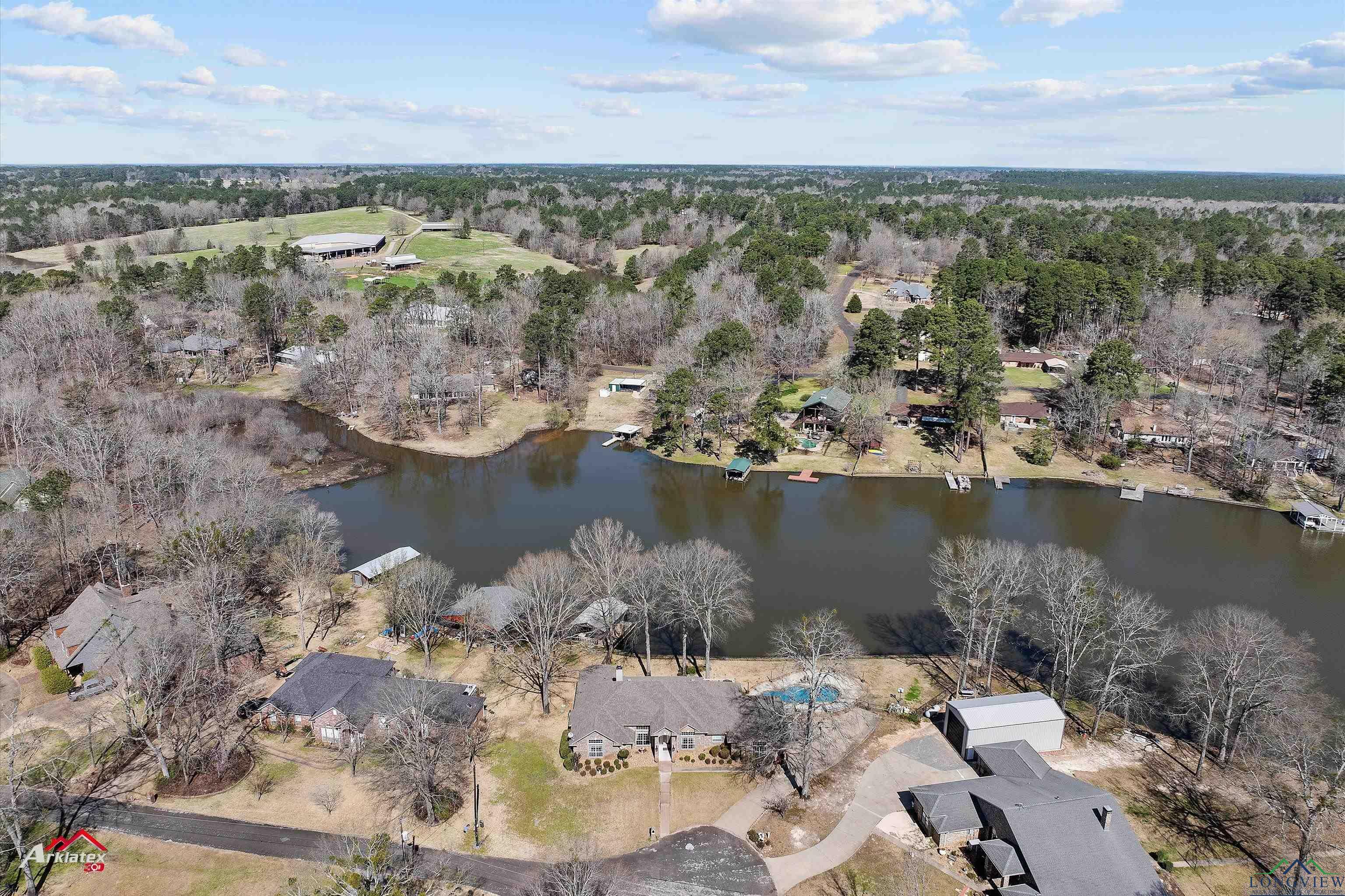 Property Photo: 105 Kelly Ct TX 75672-1497