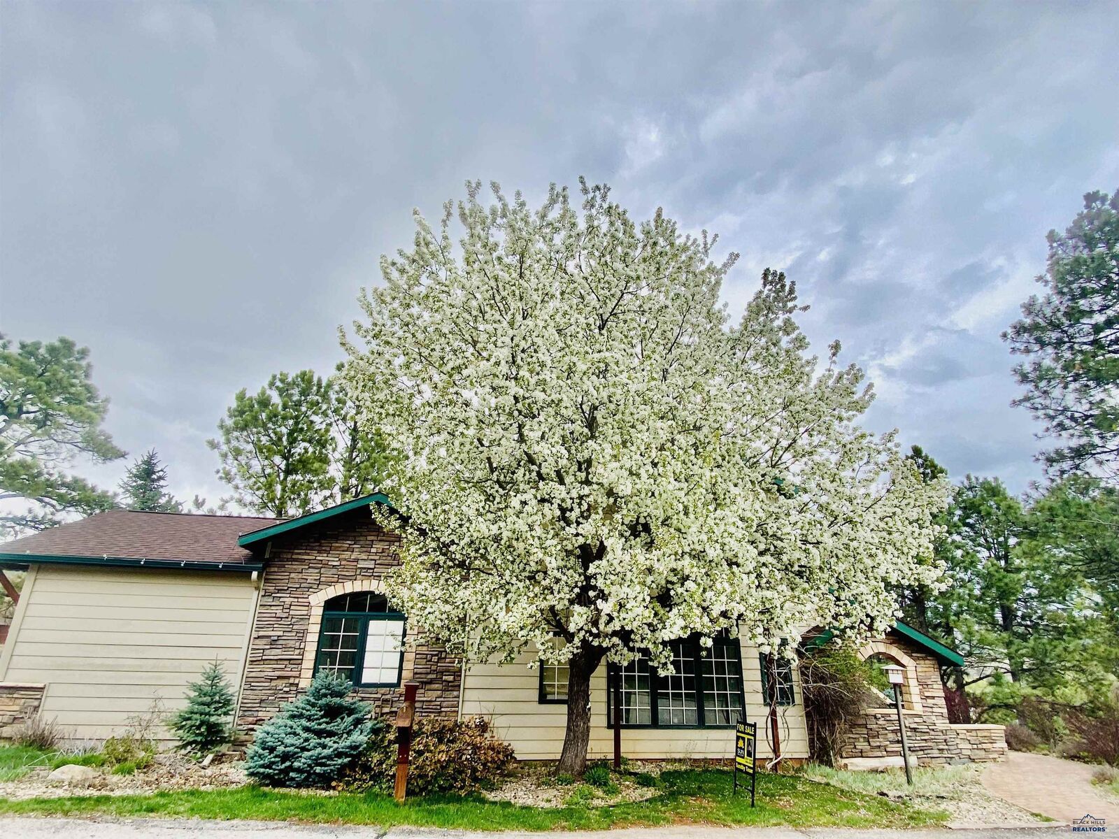 Property Photo:  1930 Audubon Circle  SD 57702 
