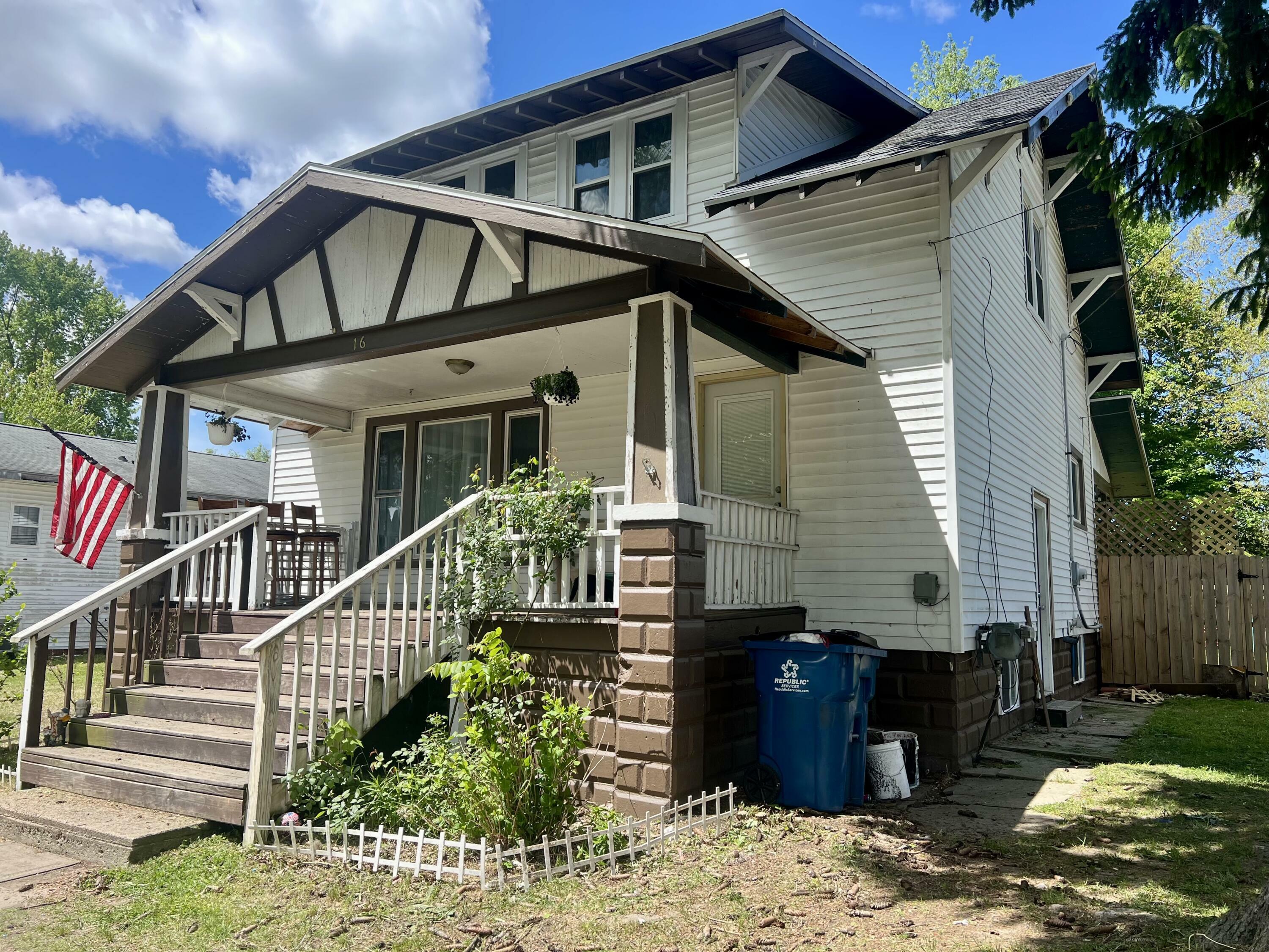 Property Photo: 16 Maple Street MI 49013