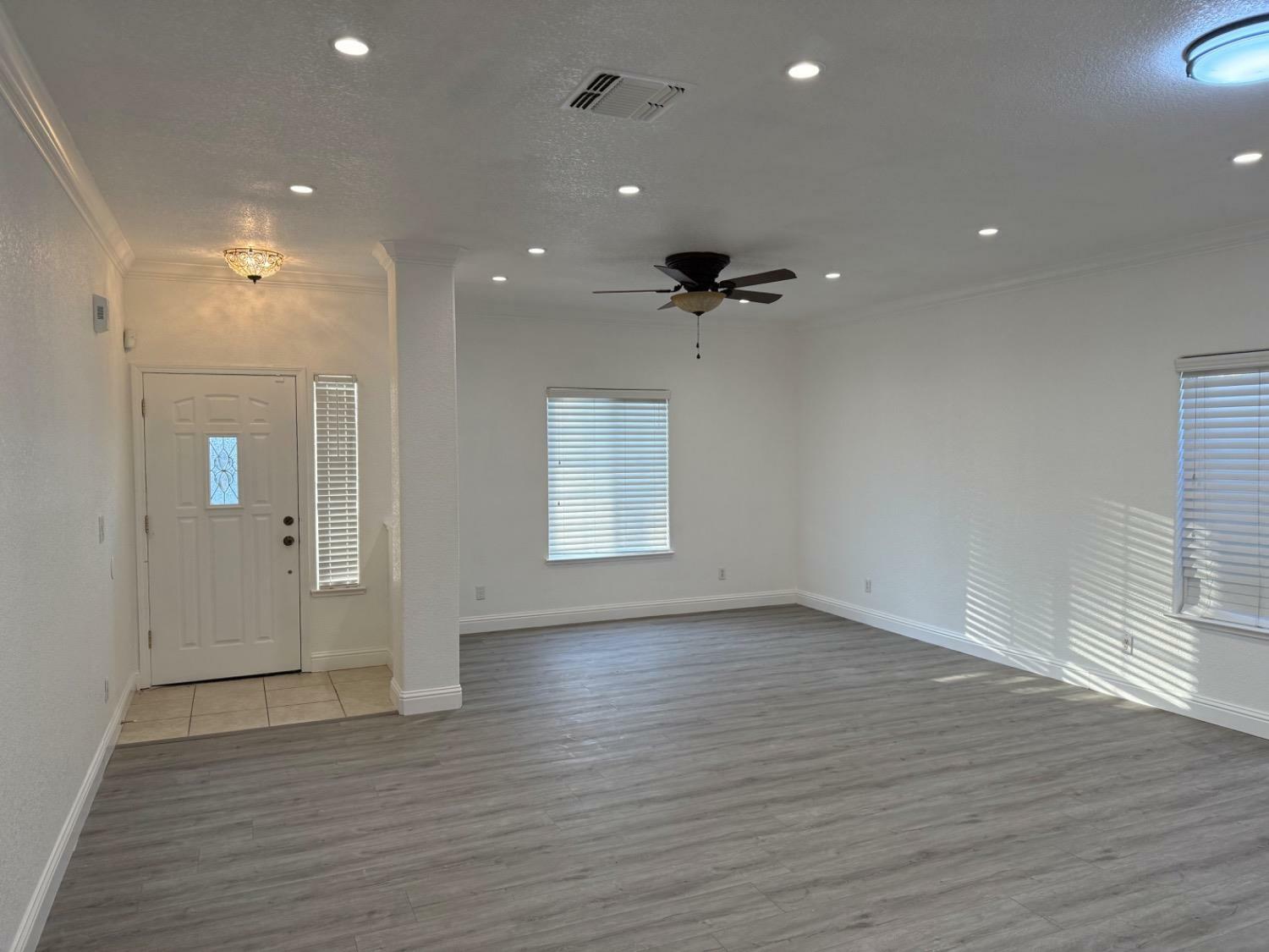 Property Photo:  683 W Mark Thomas Drive  CA 95993 