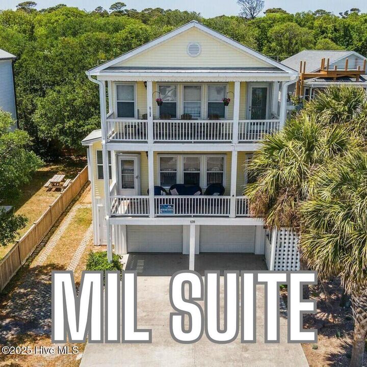Property Photo: 618 S Fourth Avenue 1 NC 28449
