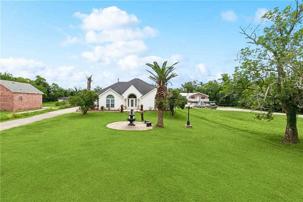 Property Photo: 5227 Shady Park Drive LA 70072