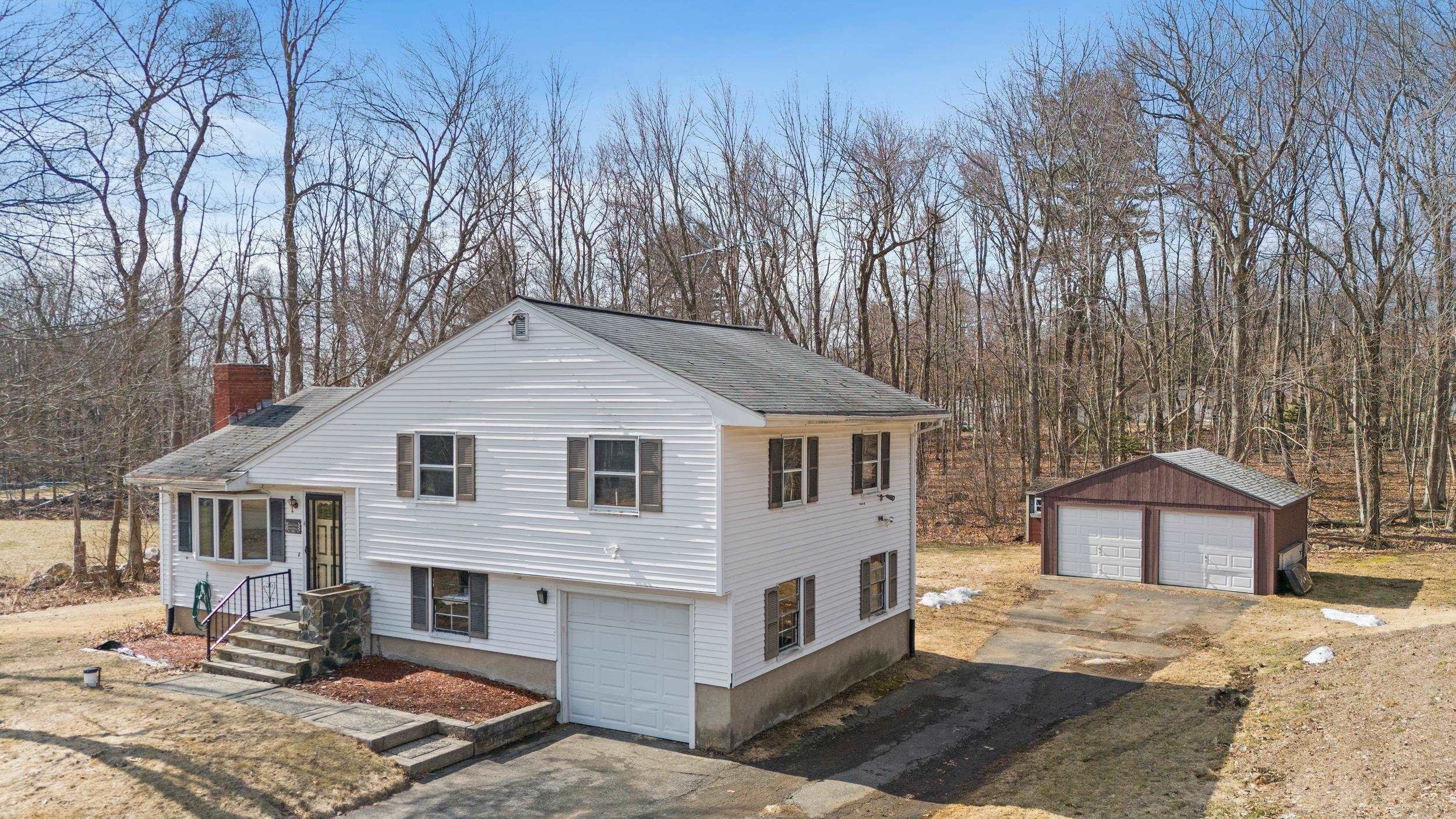 Property Photo: 4 Meadow Lane NH 03811