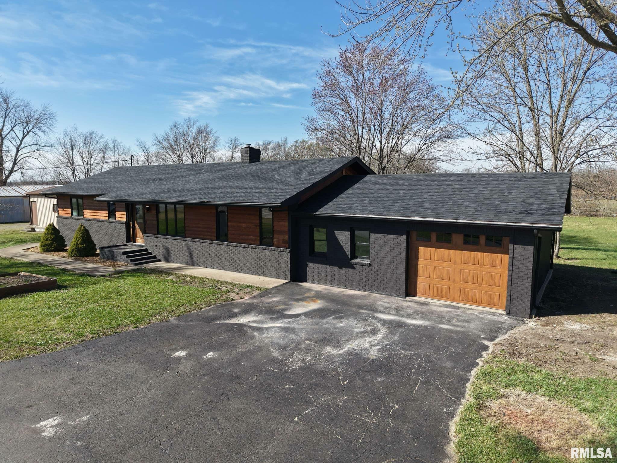 Property Photo: 15563 State Highway 149 Highway IL 62896