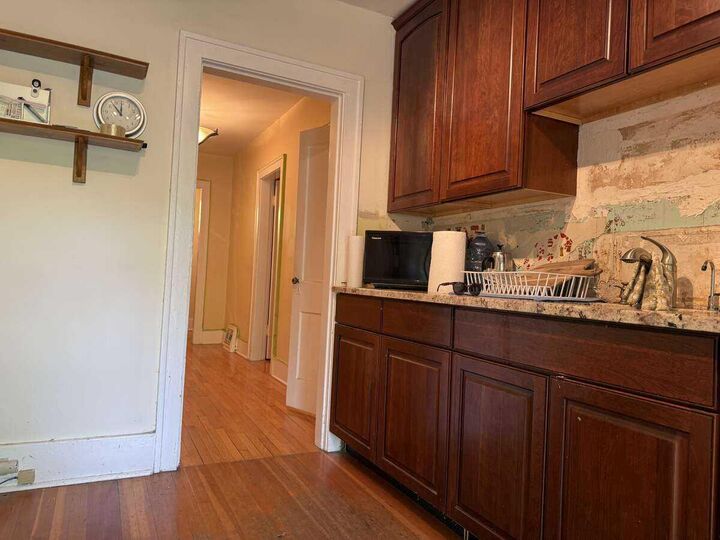 Property Photo: 133 10 Avenue NE AB T2E 0W8