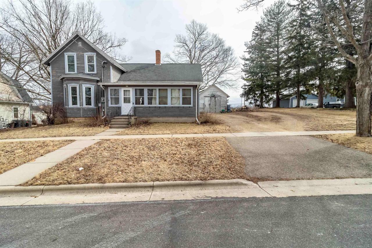 Property Photo: 237 South Lincoln Street WI 53955