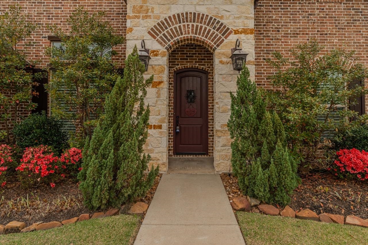 Property Photo: 416 Birch View Dr TX 77657