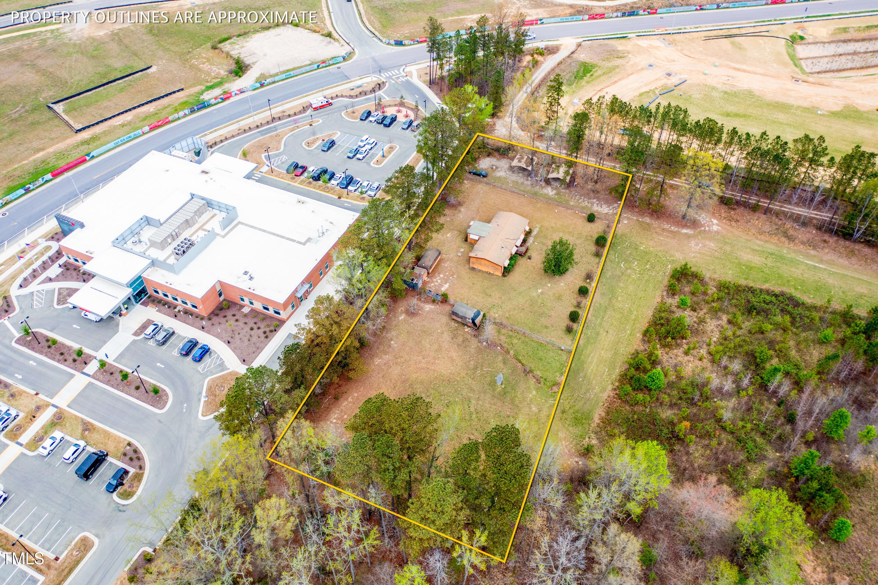 Property Photo: 1012 Poinsettia Lane NC 27591