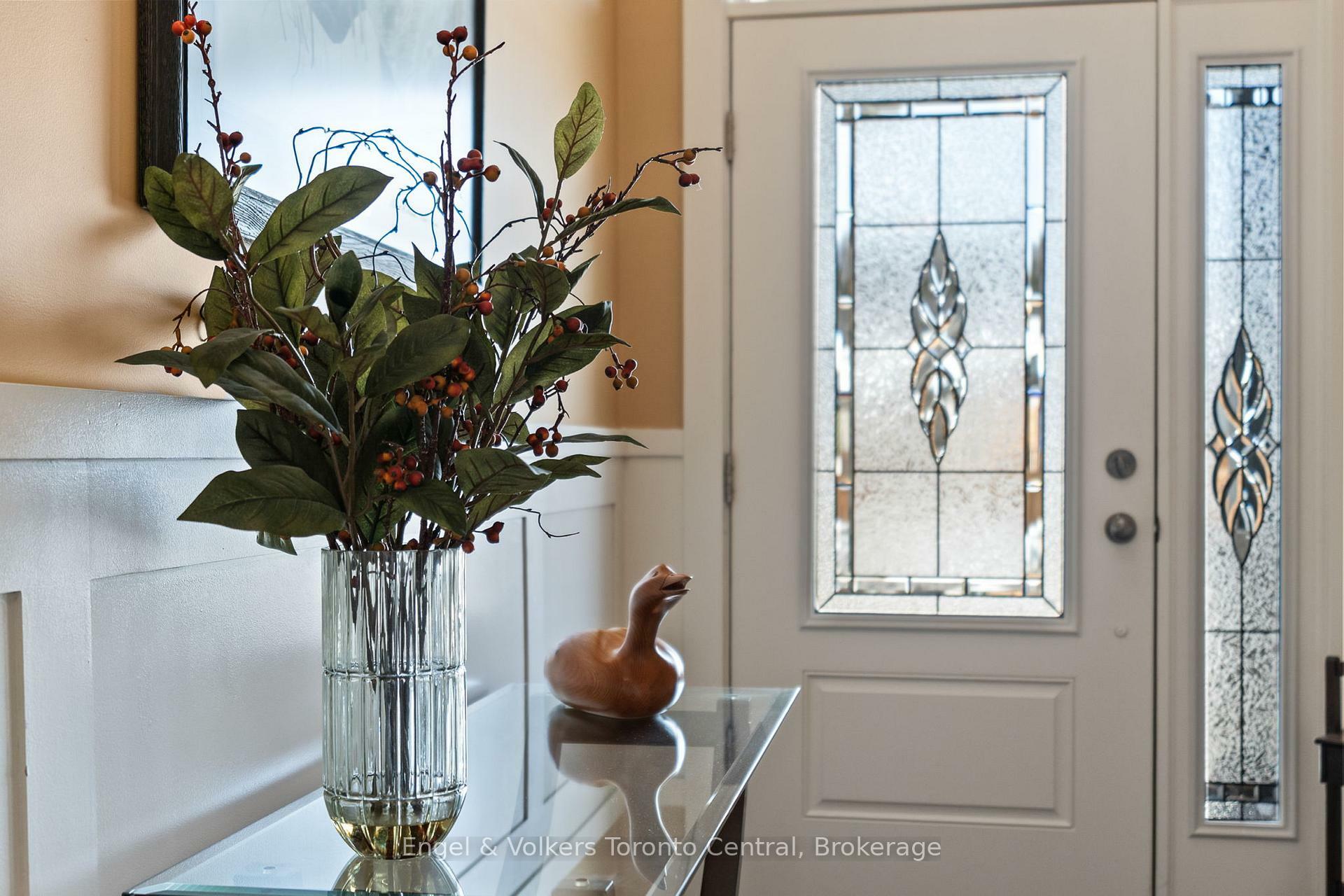 Property Photo: 353 5th Avenue W ON N4K 0E4