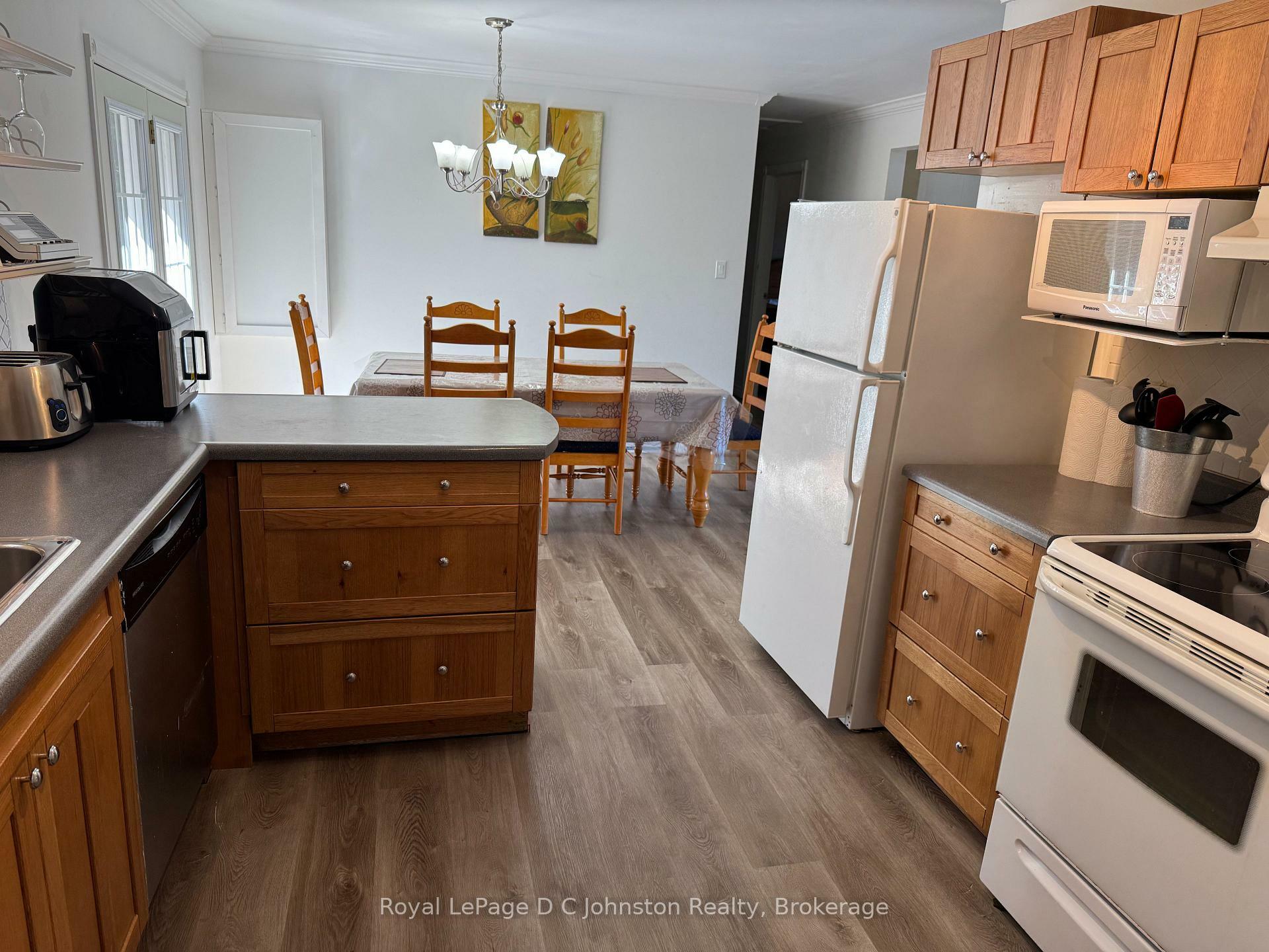 Property Photo: 341 Palmerston Street #1 &Amp #2 ON N0H 2L0