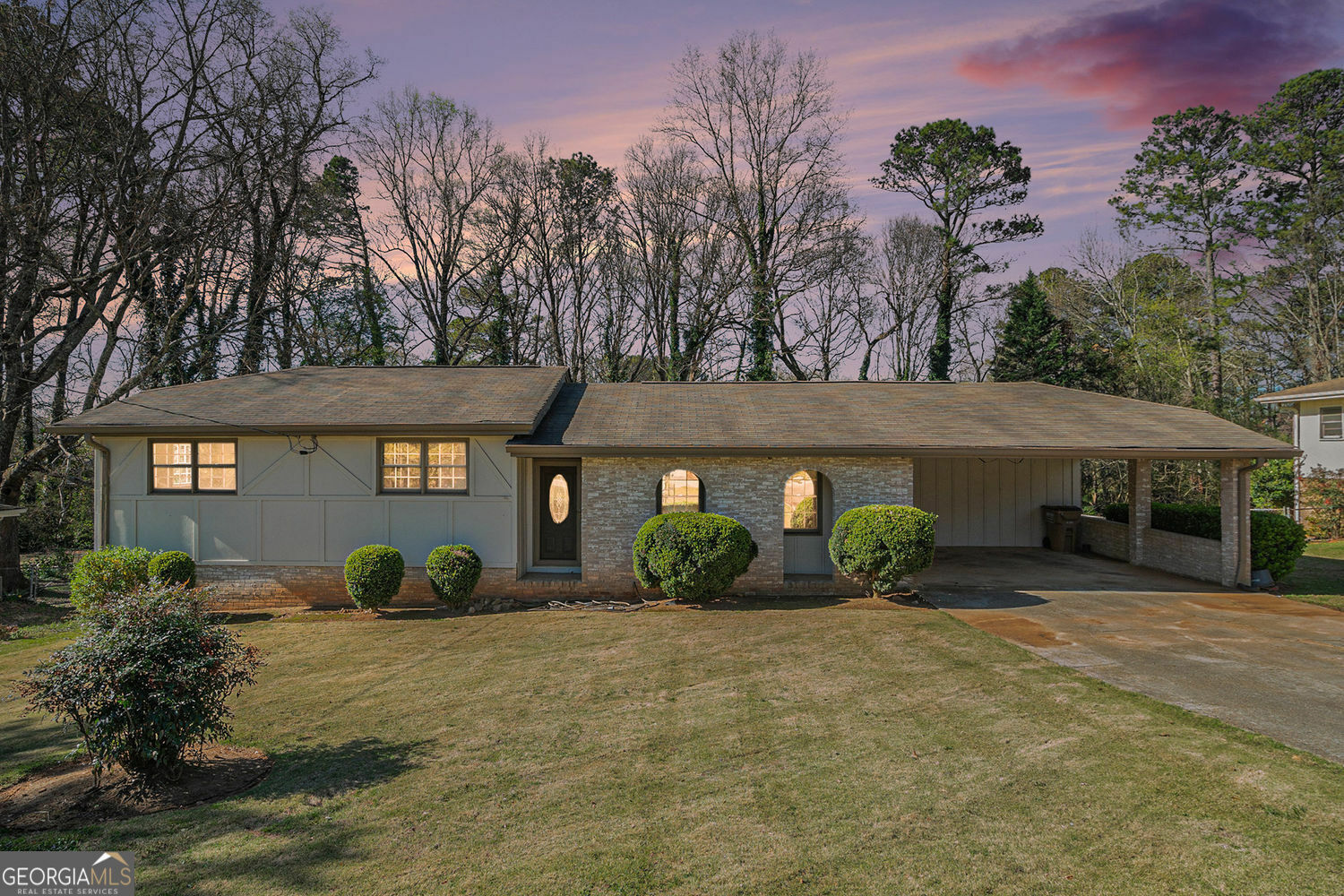 Property Photo: 803 Denise Court SW GA 30087