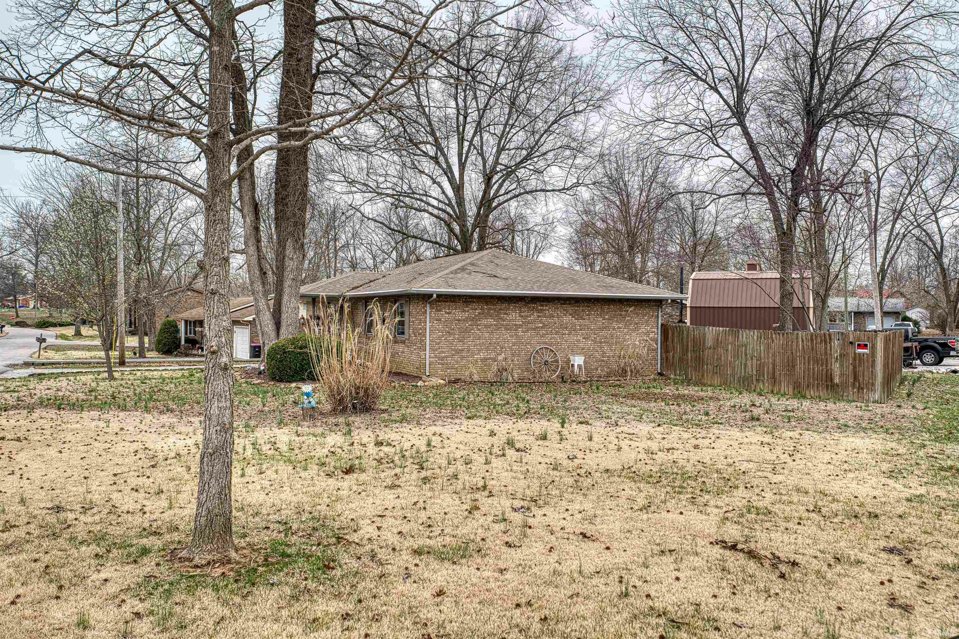 Property Photo:  1078 Northwood Drive  IN 47601 