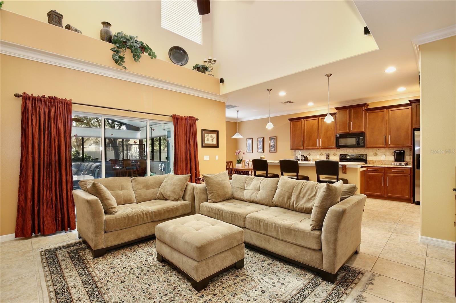 Property Photo: 9149 Oak Commons Way FL 32832