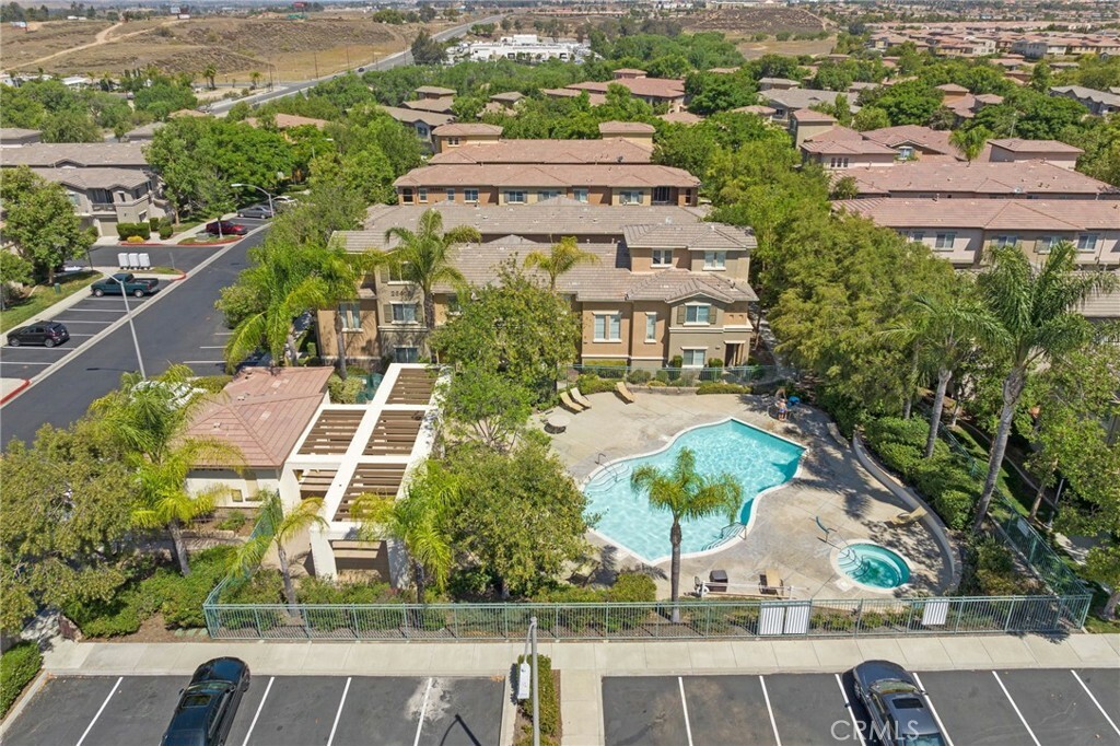 Property Photo: 26433 Arboretum Way 2804 CA 92563