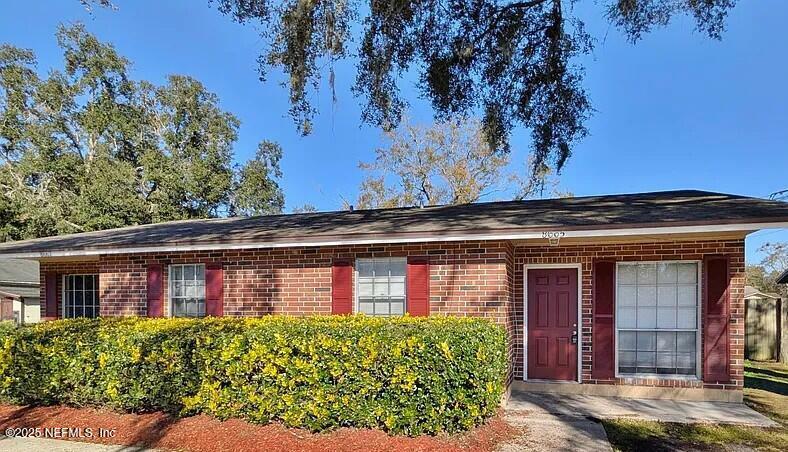 Property Photo: 8665 Buttercup Street FL 32210
