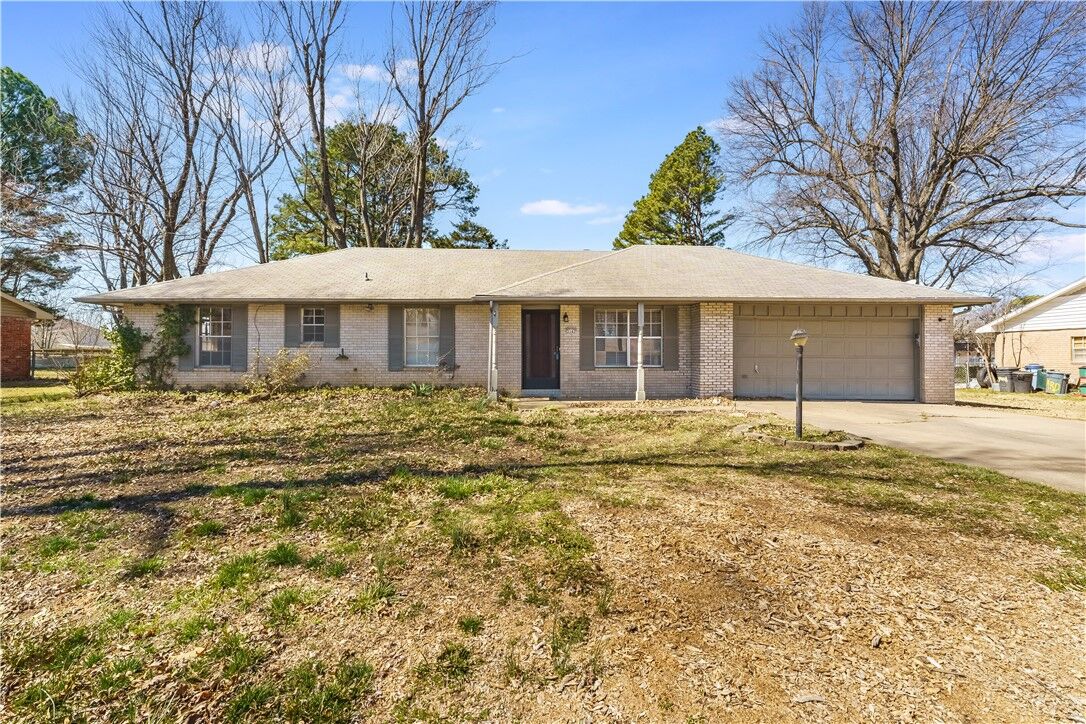 Property Photo:  3147 Sheryl Avenue  AR 72703 