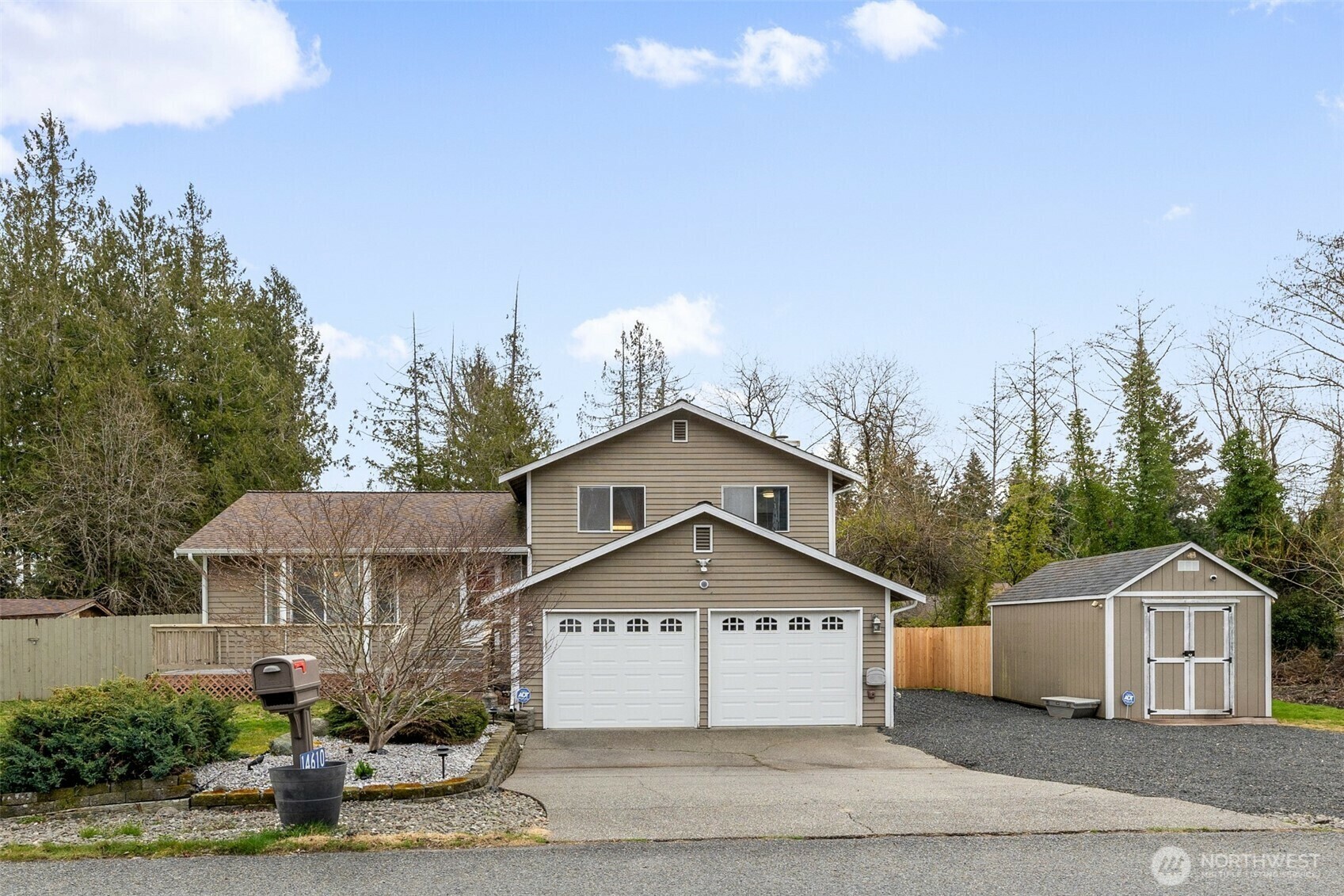 Property Photo: 14610 Kestrel Place NE WA 98370