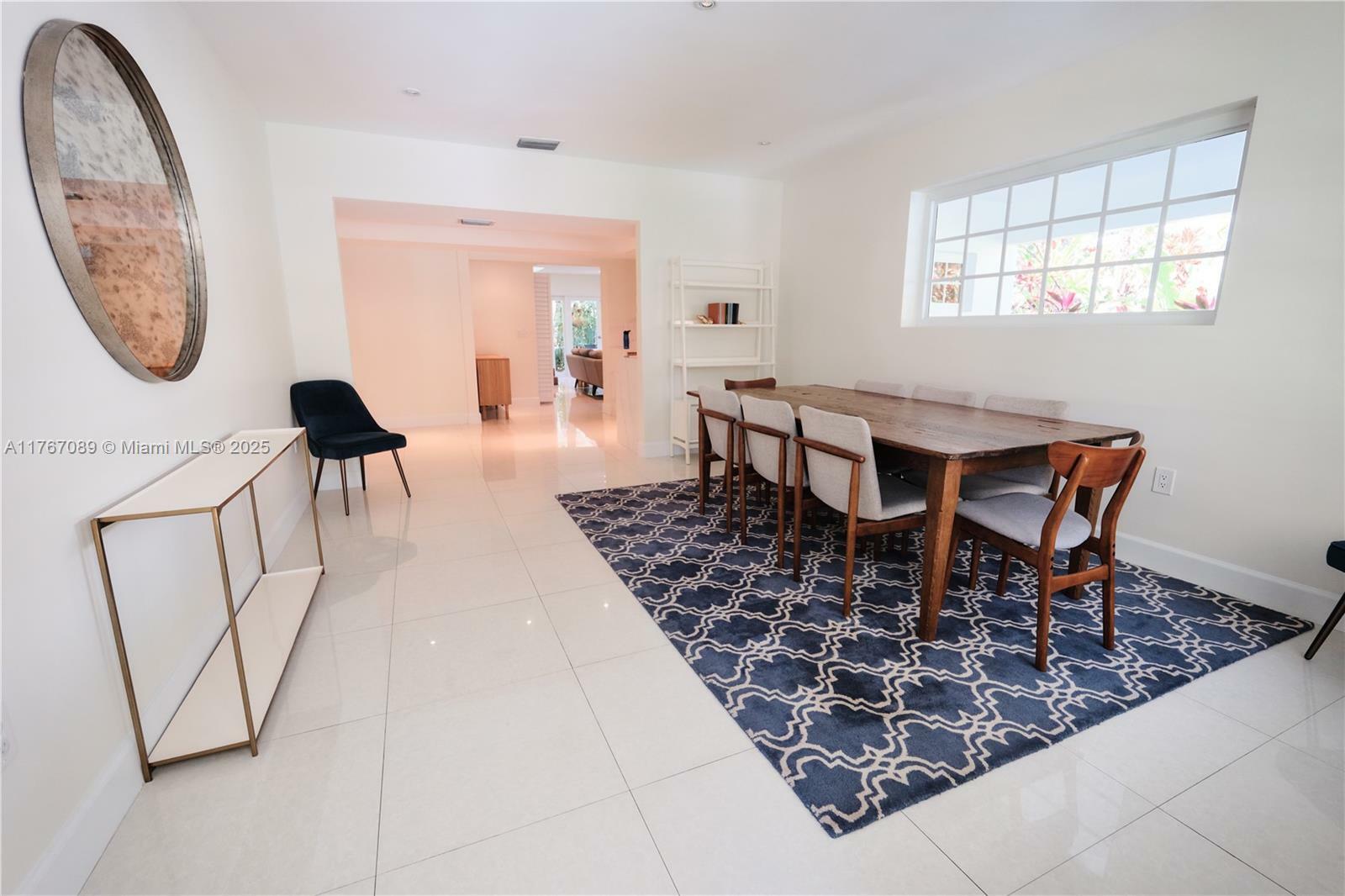 Property Photo: 824 Alberca St FL 33134