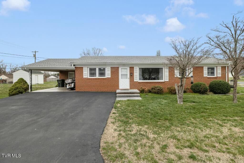 Property Photo: 905 Central Avenue TN 37643