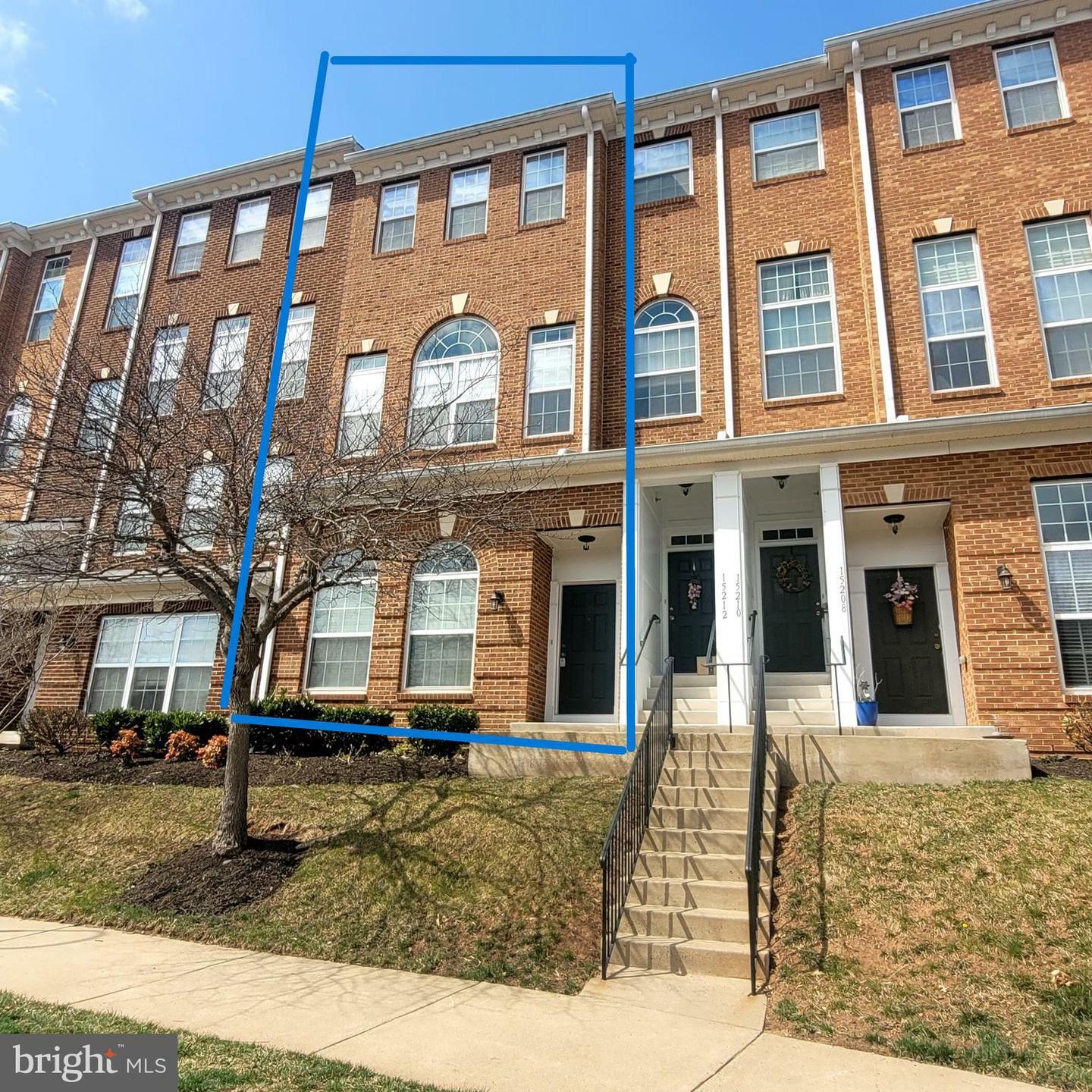 Property Photo: 15214 Rosemont Manor Drive VA 20169