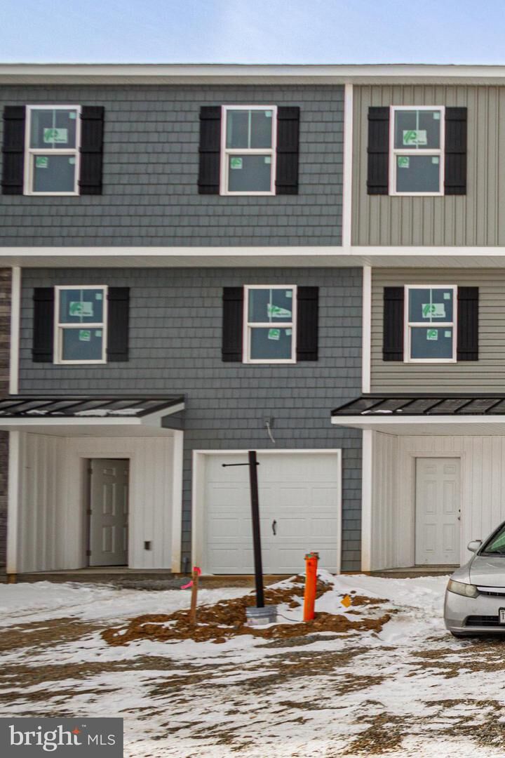 Property Photo:  5 Landing Place 5 - Model  PA 17408 