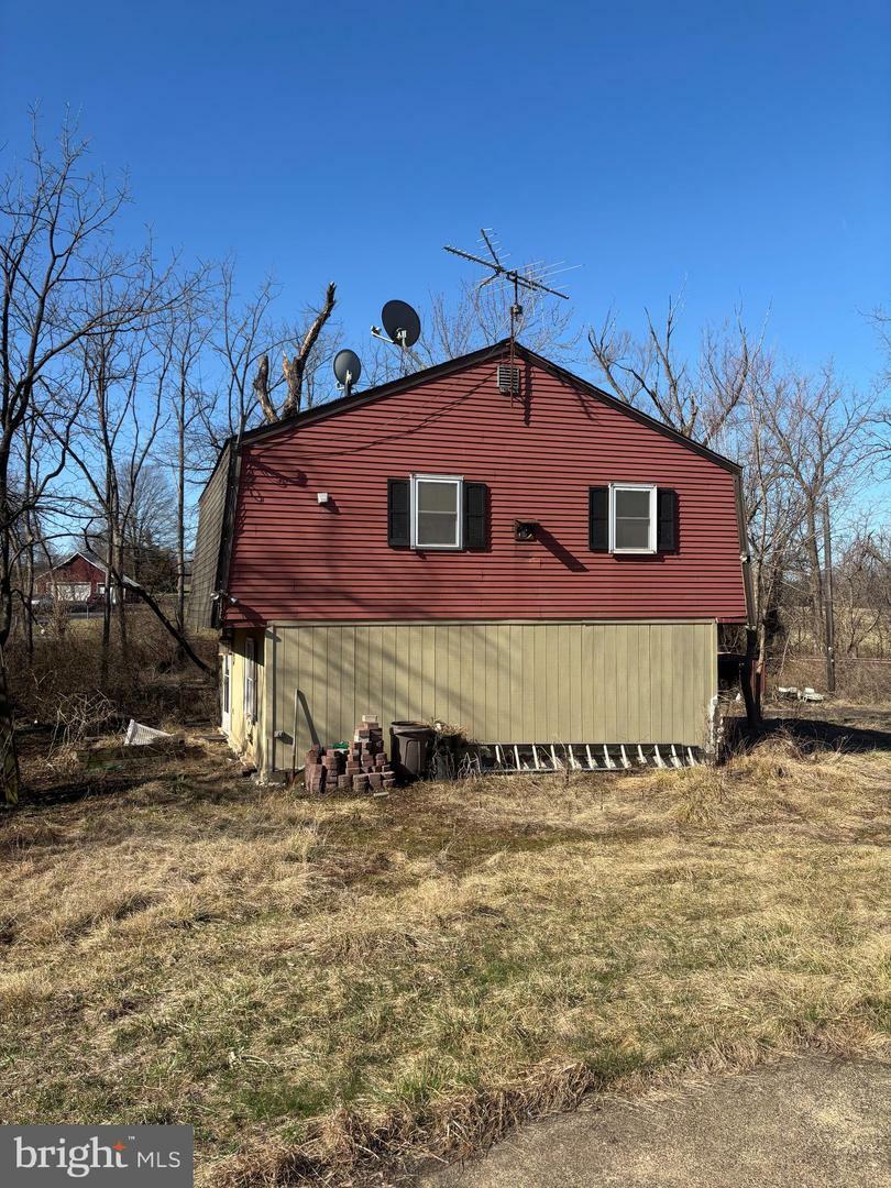 851 Minsi Trail  Perkasie PA 18944 photo