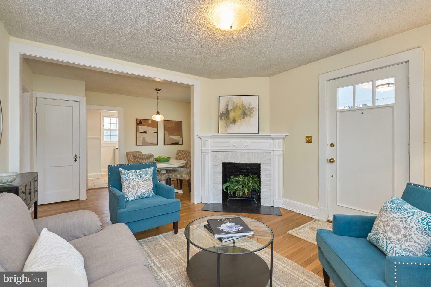 Property Photo: 1141 N Stuart Street VA 22201