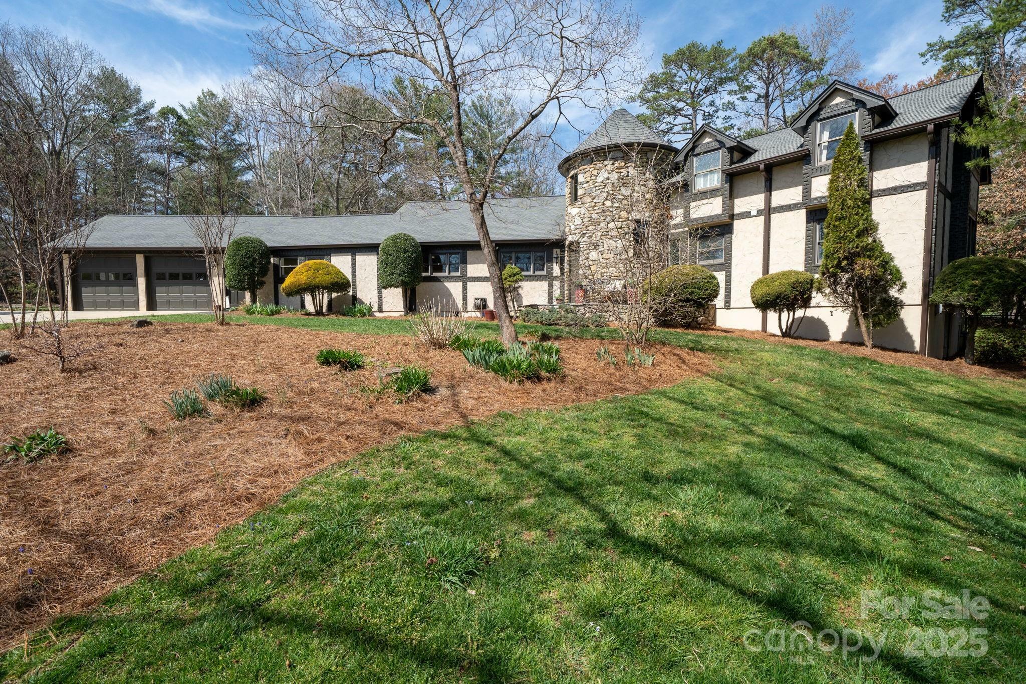 Property Photo: 1787 12th Street Drive NW NC 28601