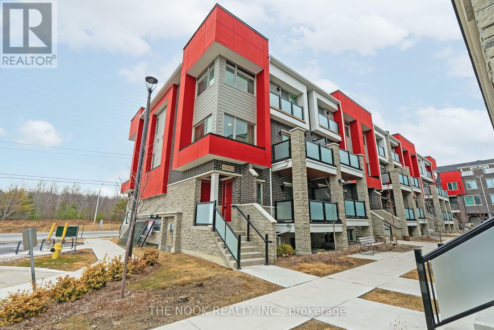 1034 Reflection Place 612  Pickering ON L1X 0L1 photo