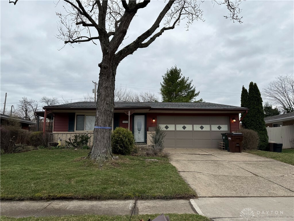Property Photo: 1452 Beaver Creek Lane OH 45429