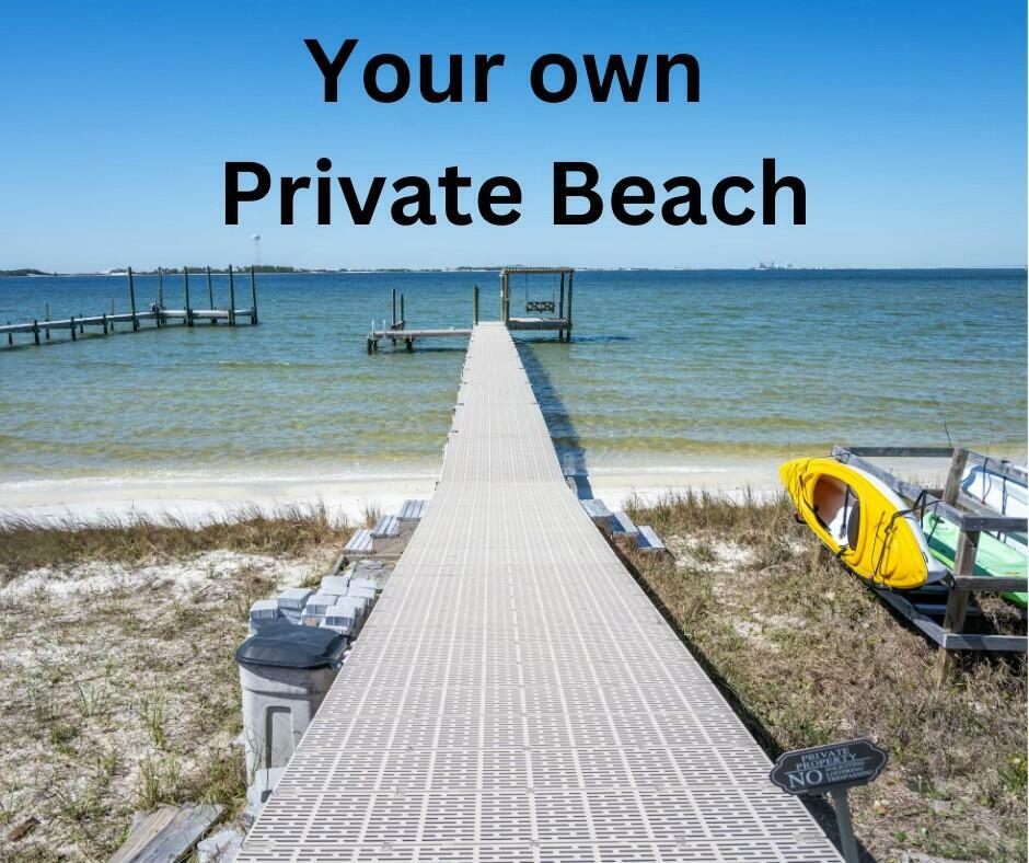 Property Photo:  156 Shoreline Drive  FL 32569 