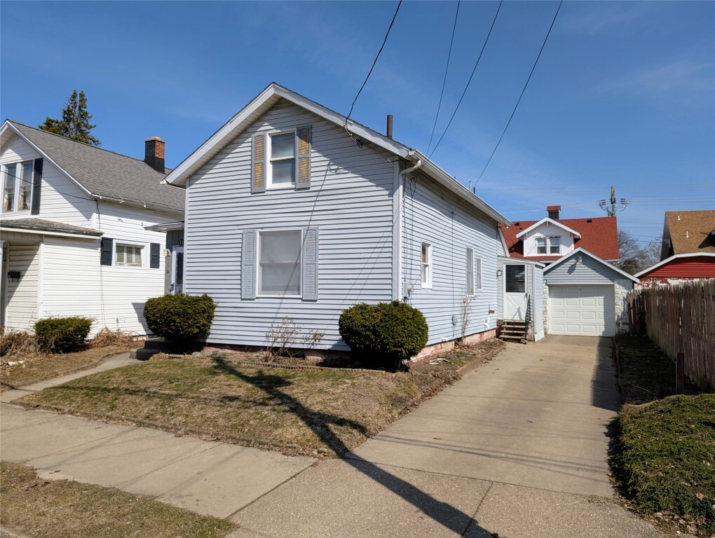 Property Photo: 3107 Maple Street PA 16508