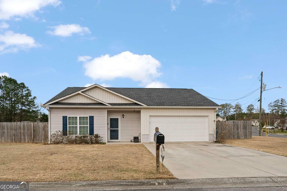 Property Photo: 39 Leisure Drive NW GA 30165
